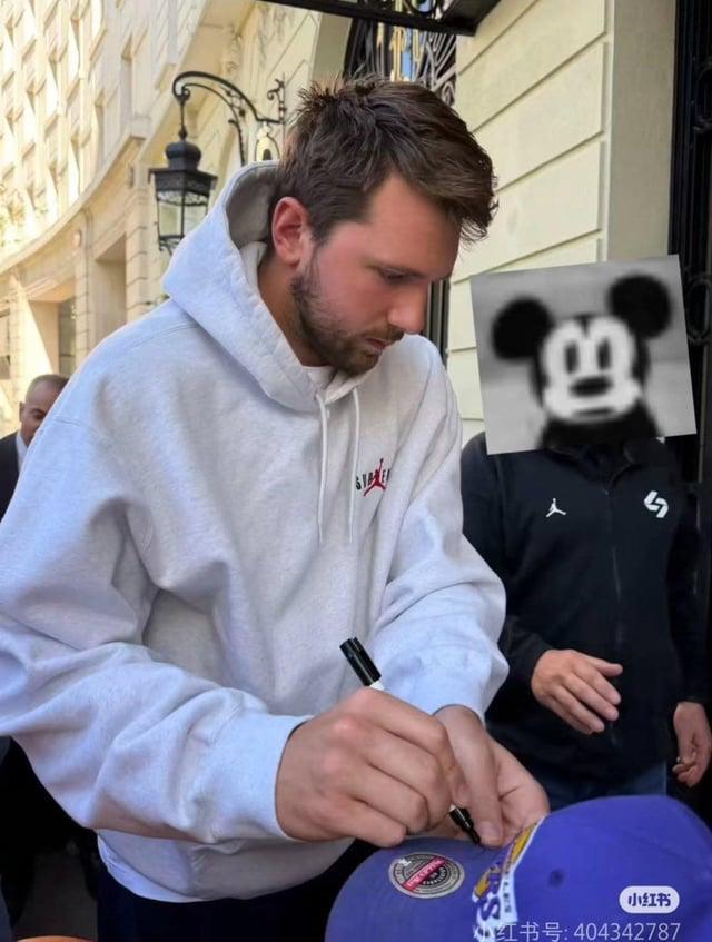 华体会app下载-东契奇逃回欧洲疗伤，湖人季后赛悬了？